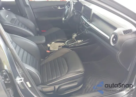 2023 Kia Forte Gt-Line из США, поврежденный, VIN 3KPF54AD0PE616447